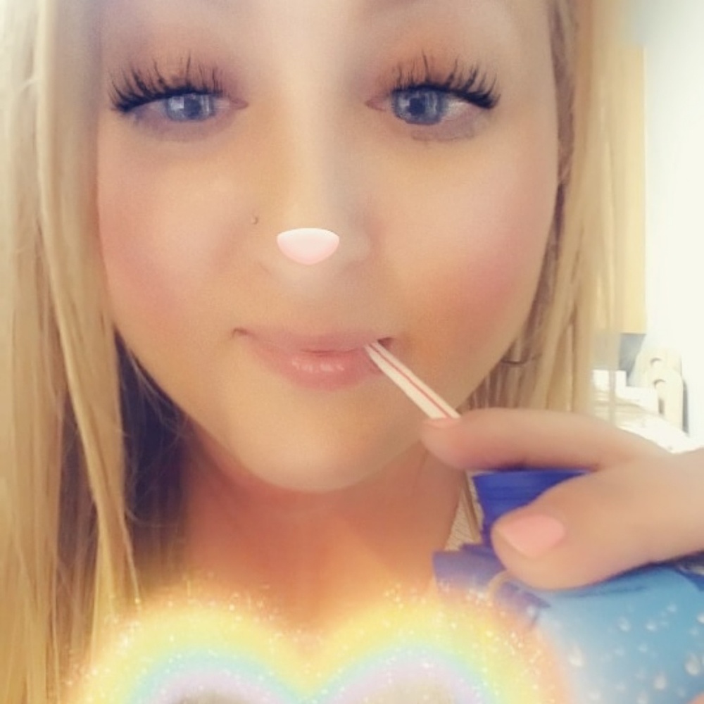 Meet your Posher, Amber